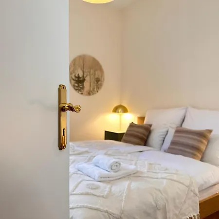 Ferienwohnung Grosszuegig Und Super Zentral Regensburg Exterior foto