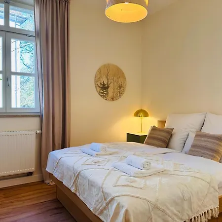 Ferienwohnung Grosszuegig Und Super Zentral Regensburg Exterior foto
